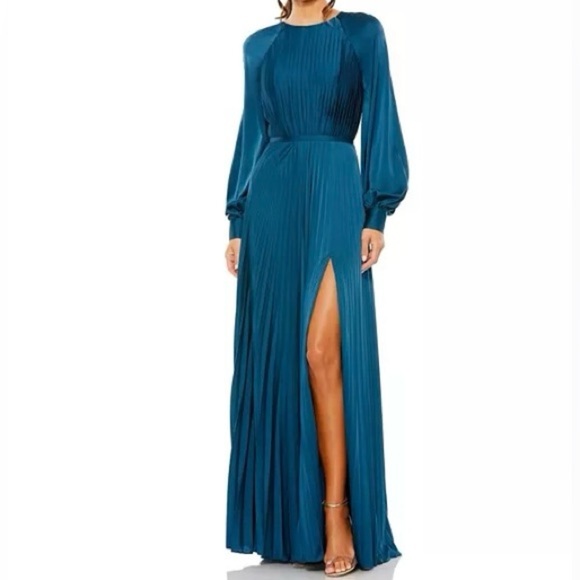 Mac DuggalPleated High Neck Raglan Long Sleeve Side Slit Gown